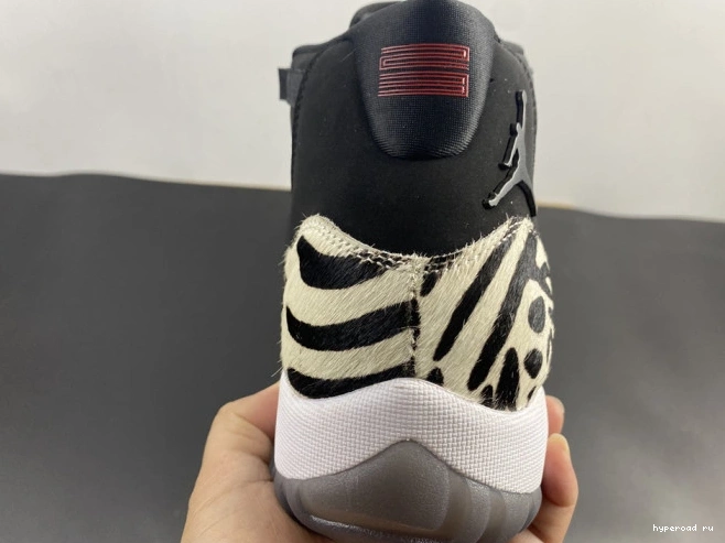 INSTINCT AR0715-010 ANIMAL AIR JORDAN 11 0607